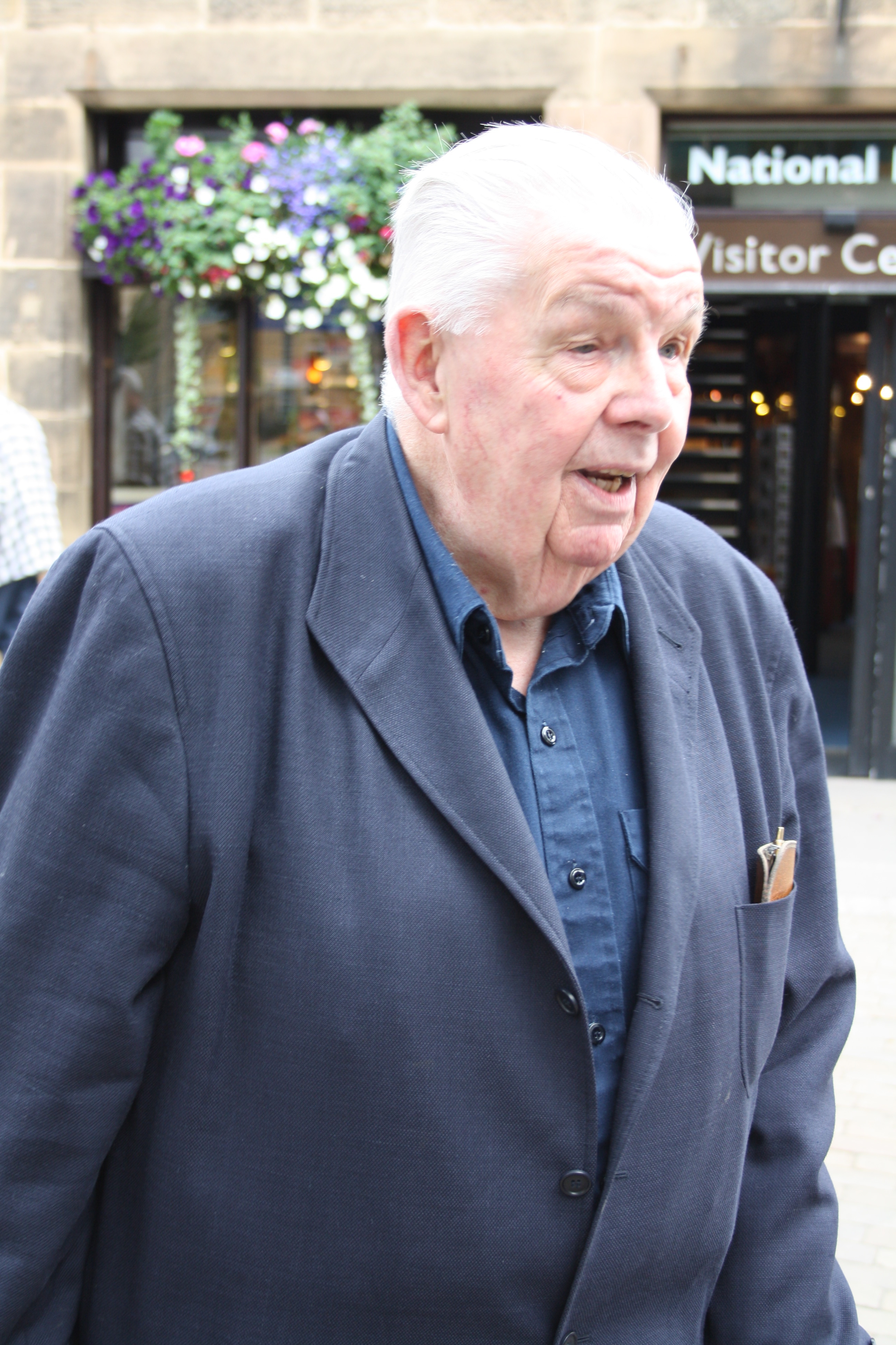 9856a41b-4ca3-4dc0-9920-8474f0c6e4b4