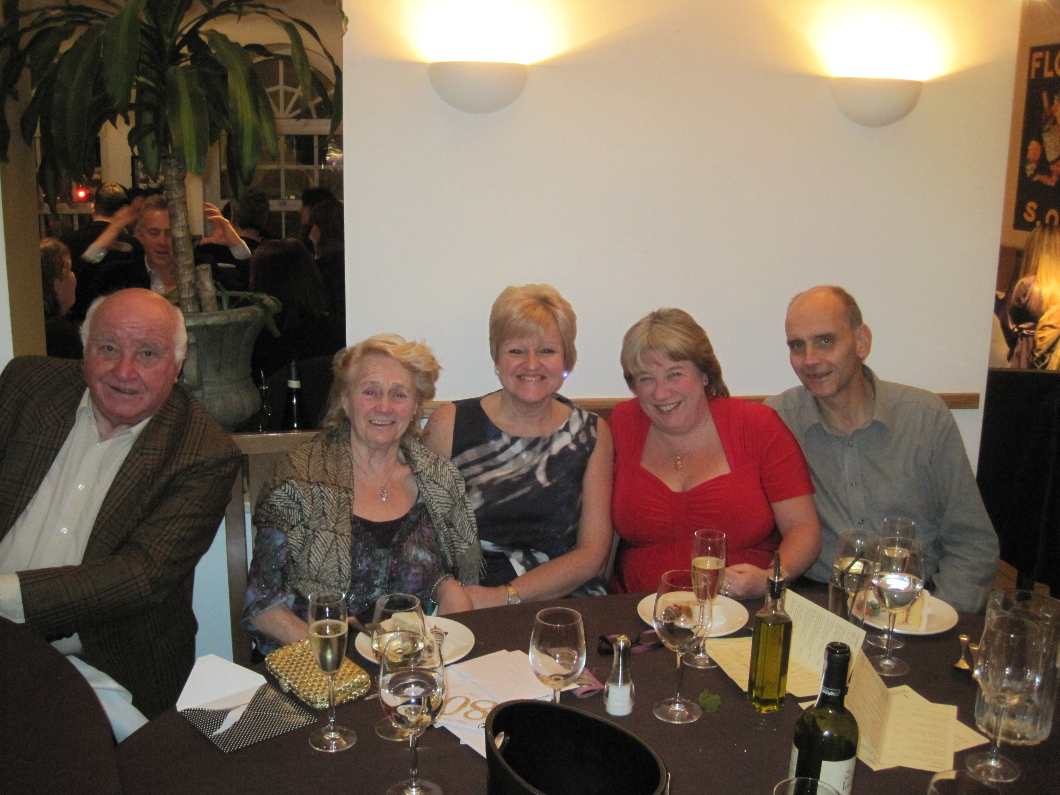 ee2c7131-d9dc-498d-9bfa-188e6289ee9b