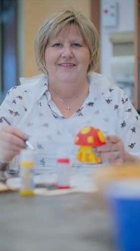 81b7c9de-0c2b-40ec-999a-db29774b138e