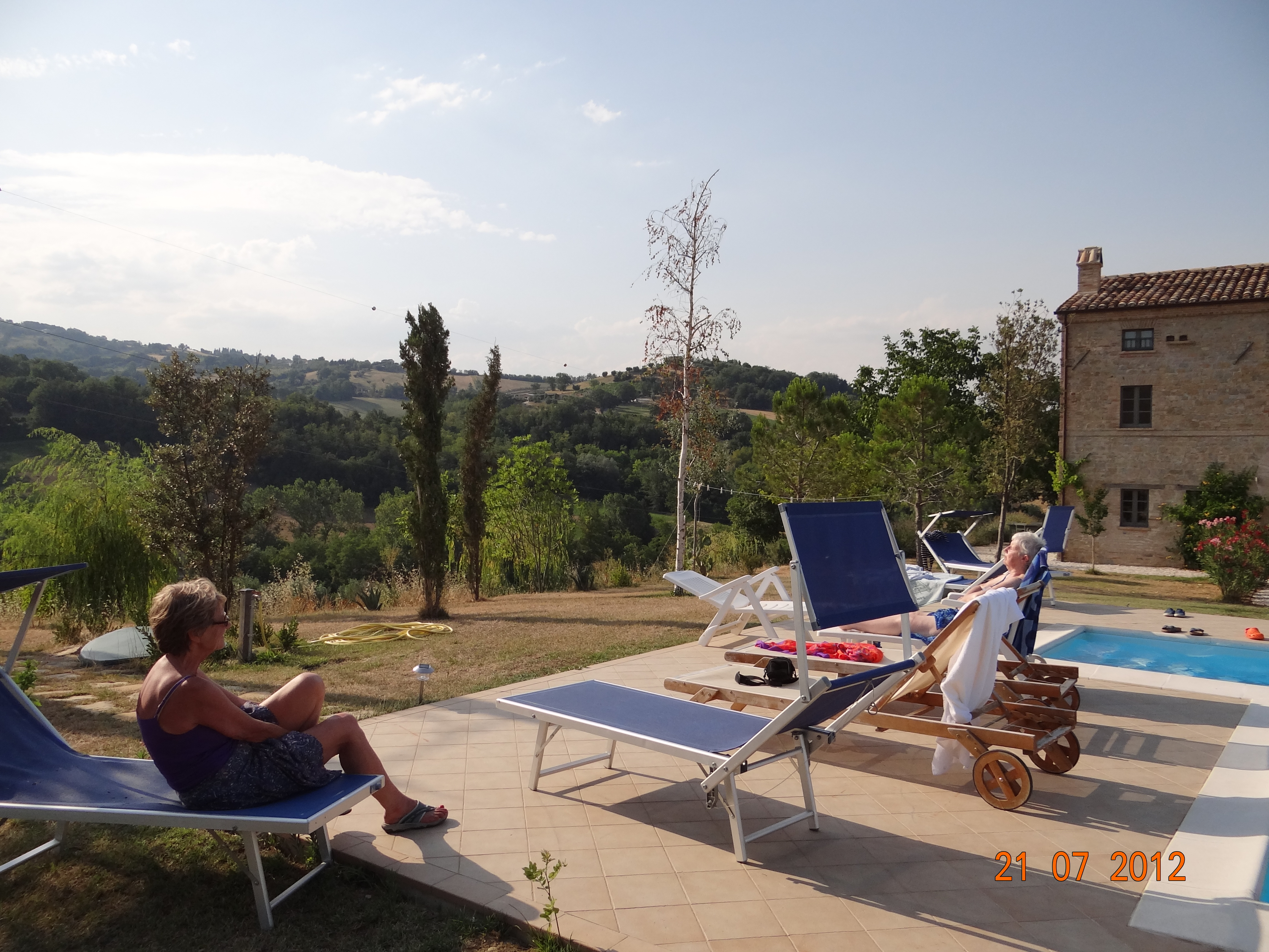 159da664-8cf3-400b-af3a-7b54772745cd