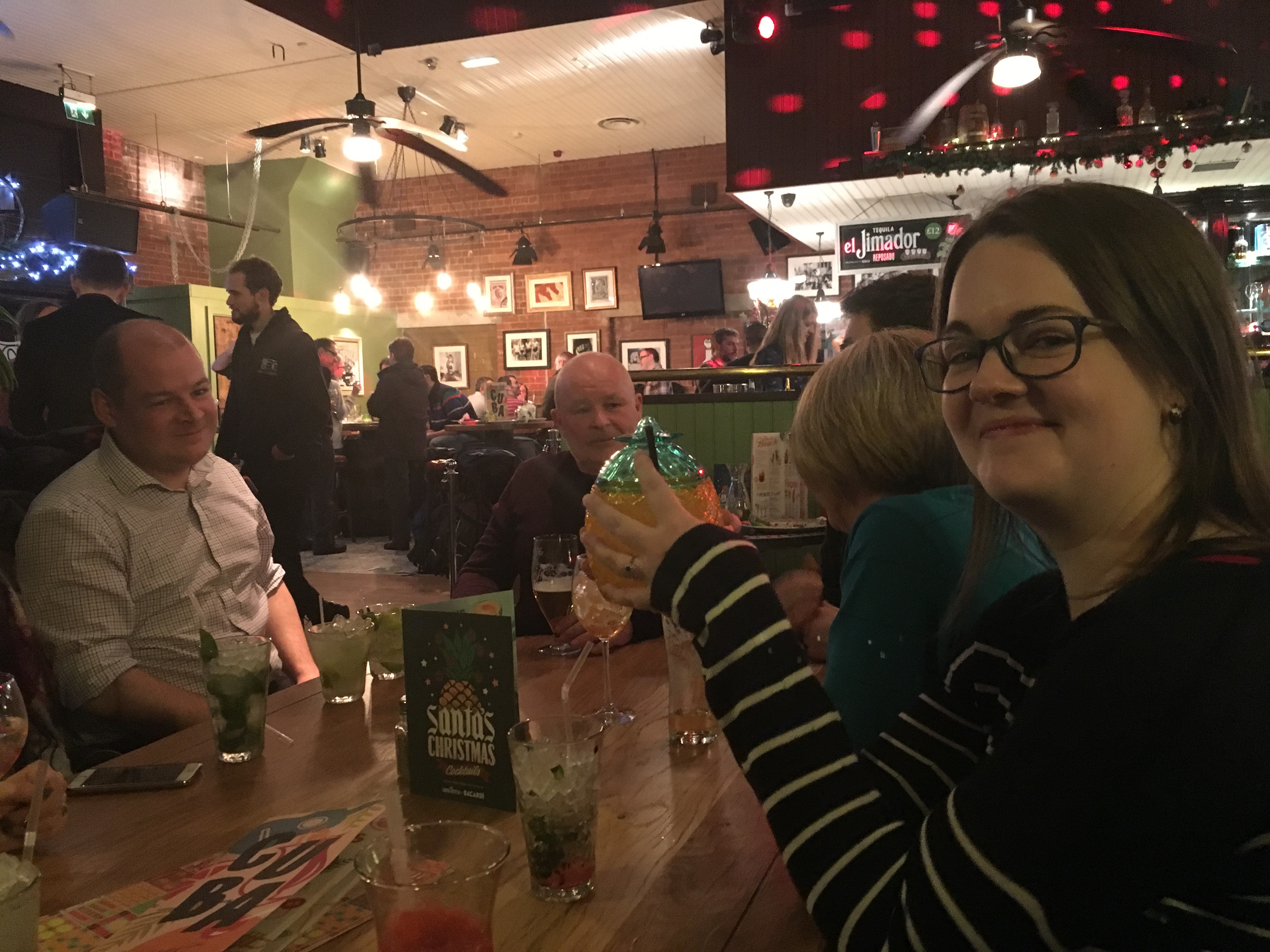 Christmas 2017 group 2.jpg